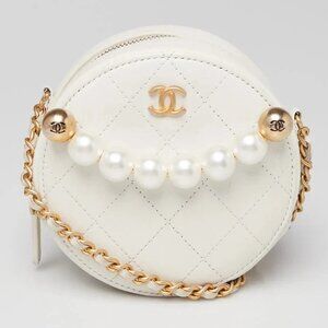 Chanel White Quilted Lambskin Leather Pearl Round Clutch with Chain Bag
